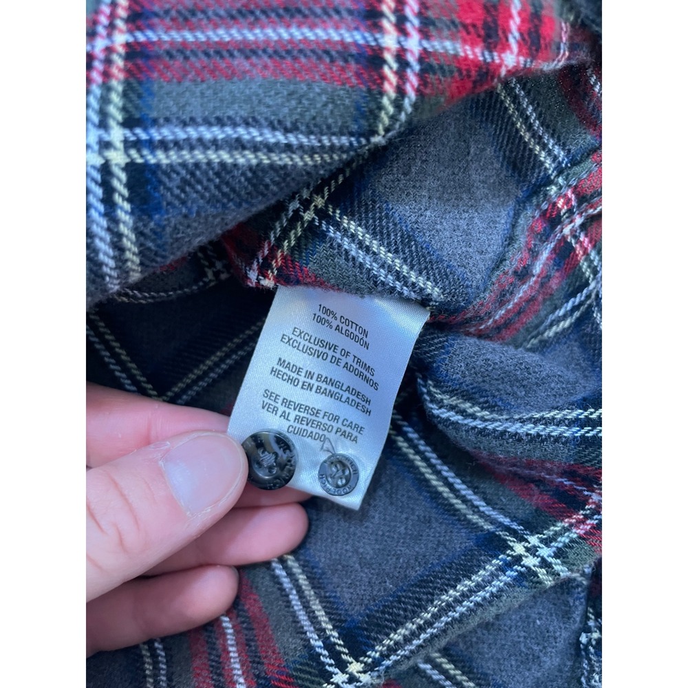 Woolrich Flannel Shirt Mens Medium‎ Gray Red Plaid Excellent Cotton Button Down - Picture 7 of 8